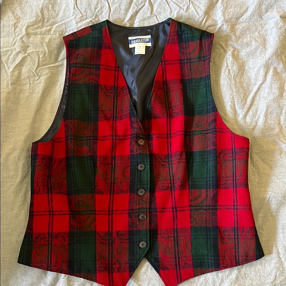 Vintage Pendleton Wool Red and Green Plaid Vest Size 14